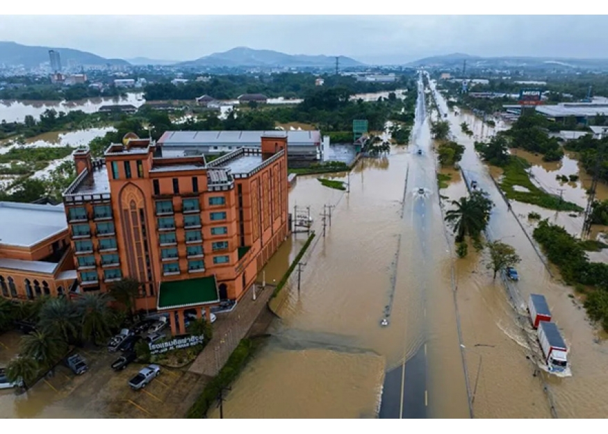 2024–12-06 泰国南部洪灾29死3万人逃离家园 预报还有豪雨
